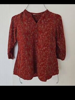 Utsa Women’s Rust Paisley Button-Front Blouse
